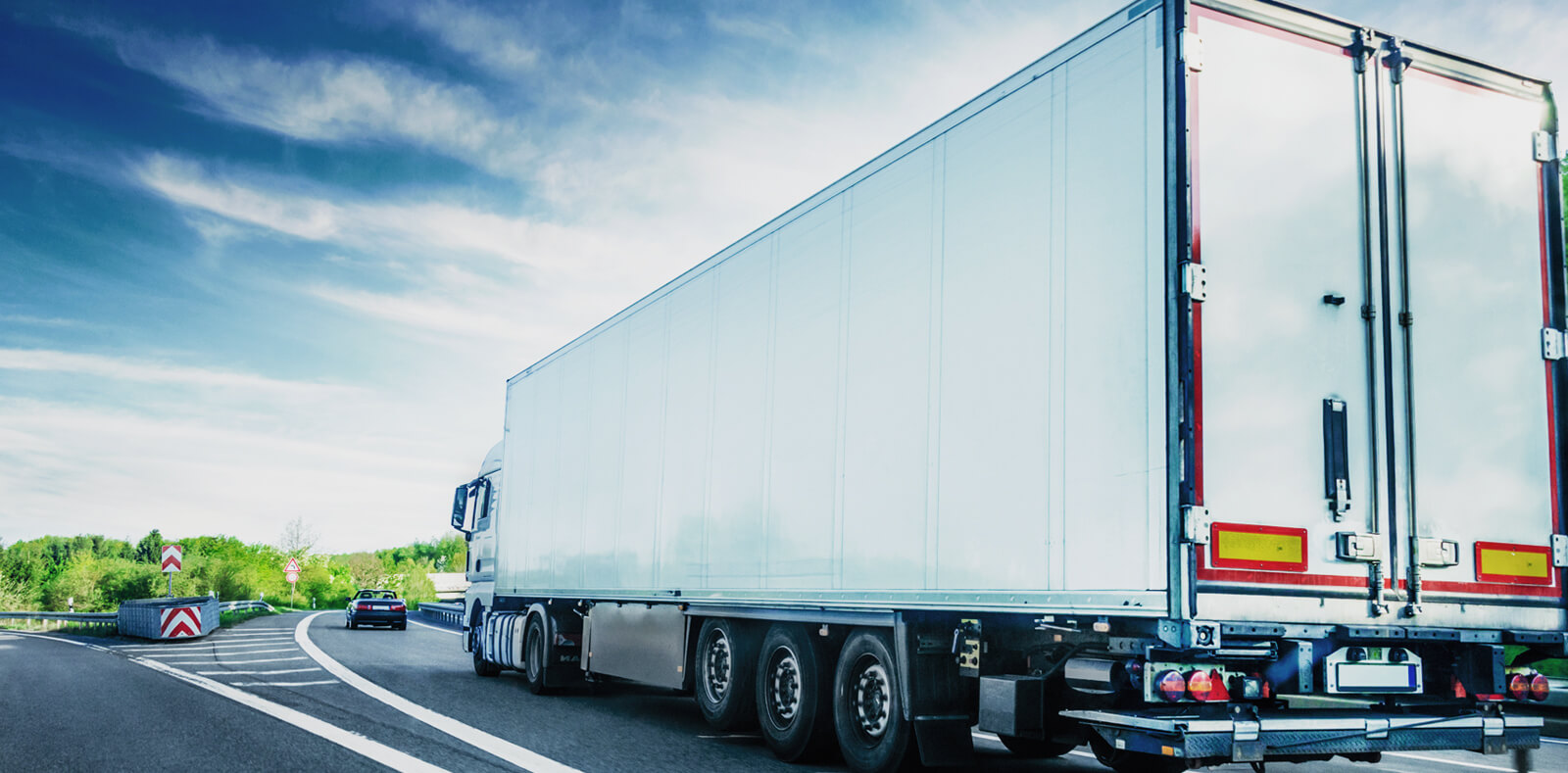 株式会社アイファー